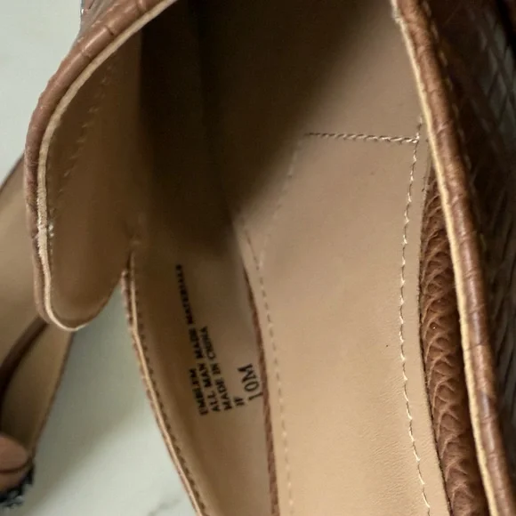 Charles David Brown Enya Mules Size 10 Brown Slip On Loafer Chain Accent - Picture 4 of 6